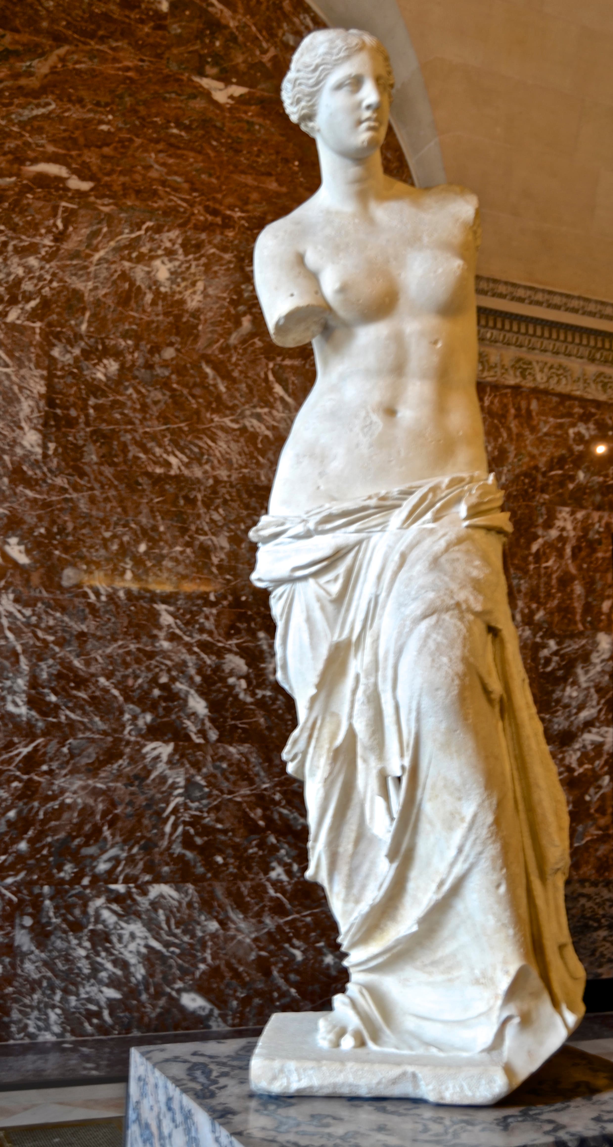 Aphrodite, née de l'écume de Chypre