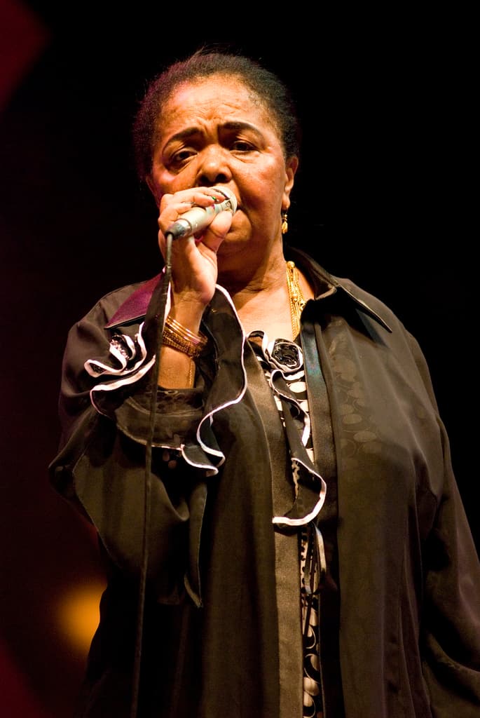 Cesária Évora, la diva aux pieds nus